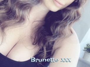 Brunette_xxx