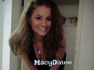 Macy_Divine